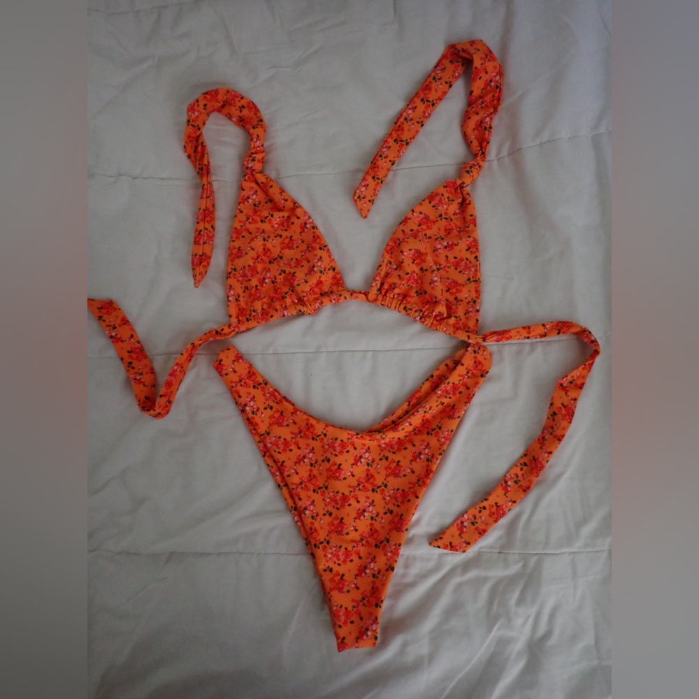 Skatie Bikini Set